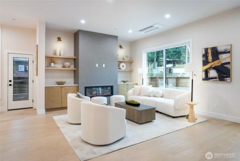 18607 104th Avenue NE Bothell WA 98011