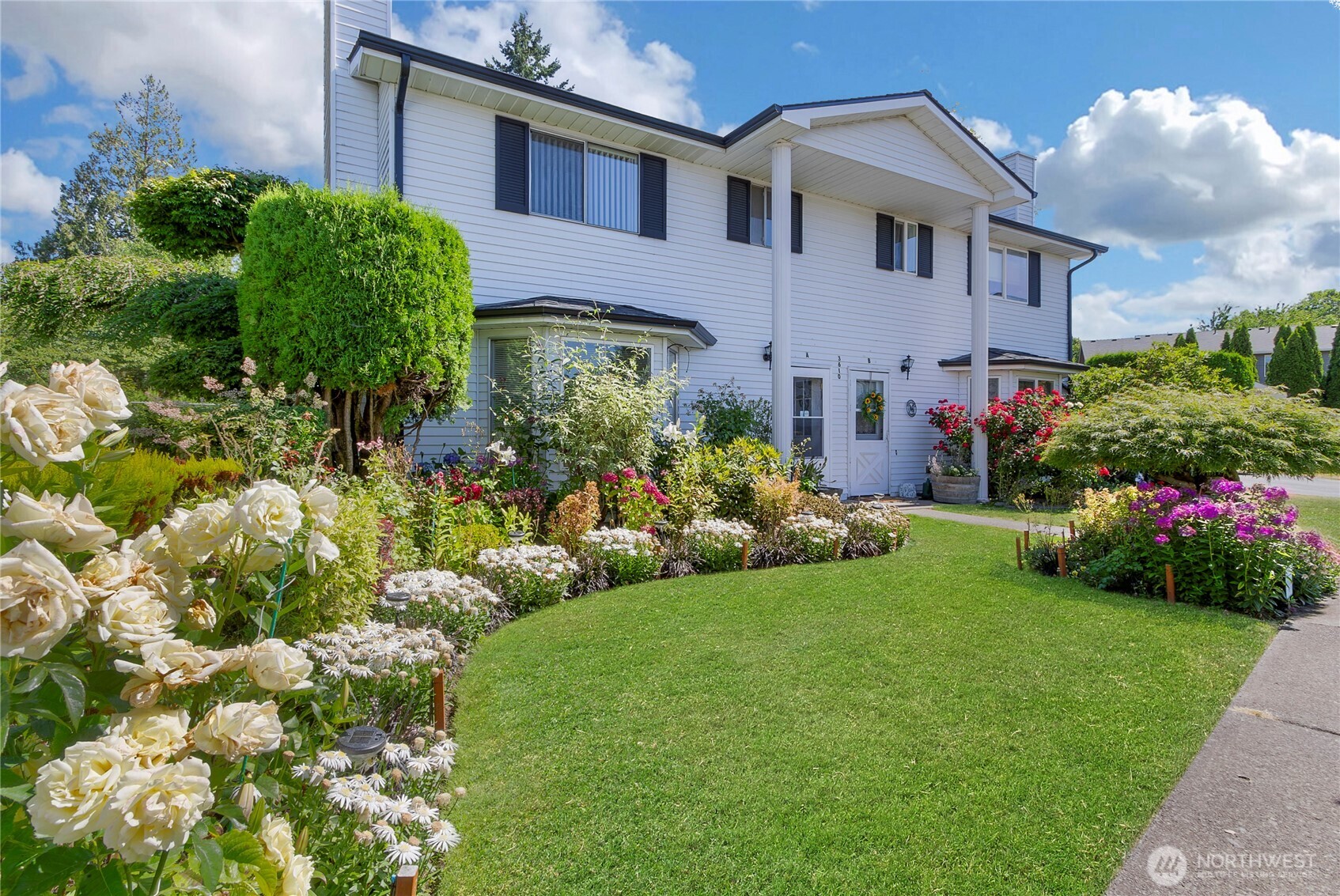 747 37th Street SE Auburn WA 98002