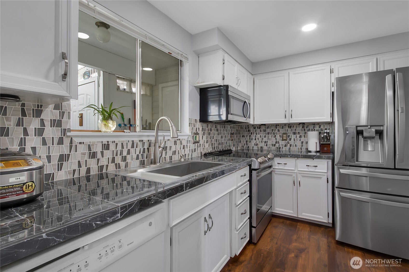 747 37th Street SE Auburn WA 98002