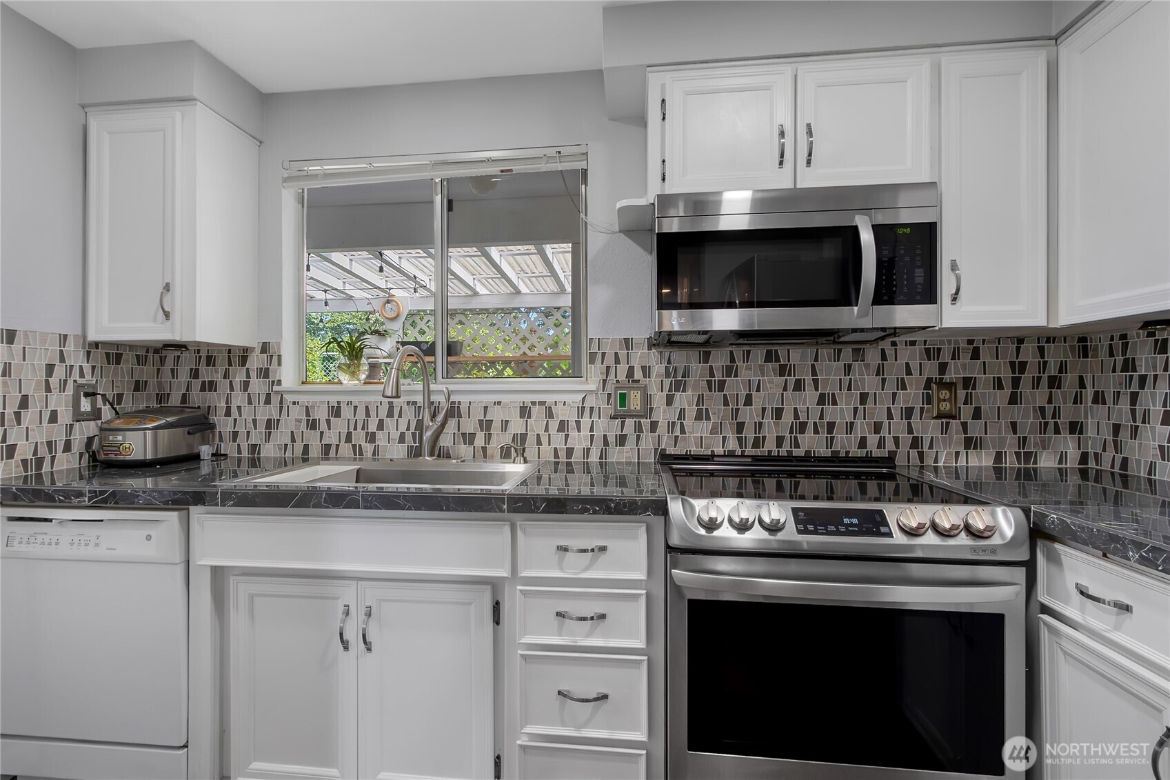 747 37th Street SE Auburn WA 98002
