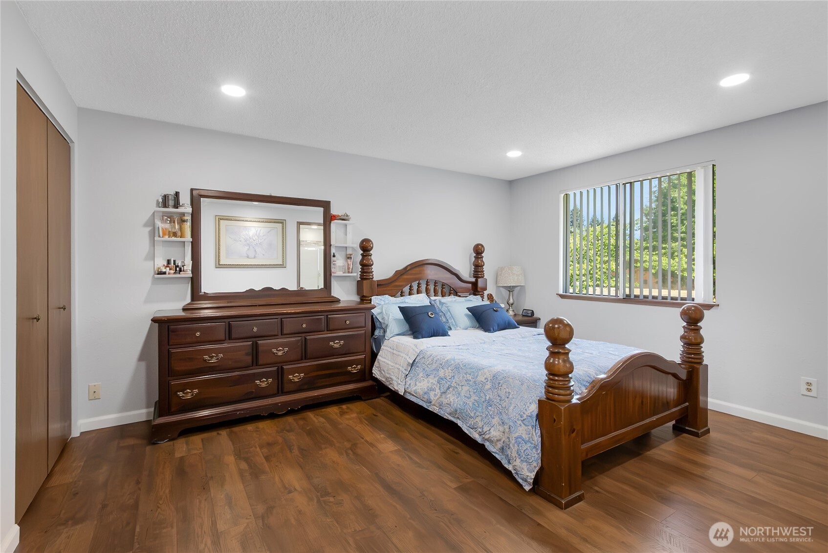 747 37th Street SE Auburn WA 98002