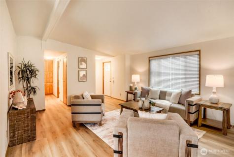 3112 201st Place SW Lynnwood WA 98036