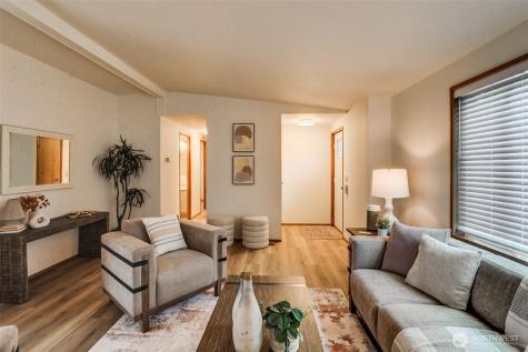 3112 201st Place SW Lynnwood WA 98036