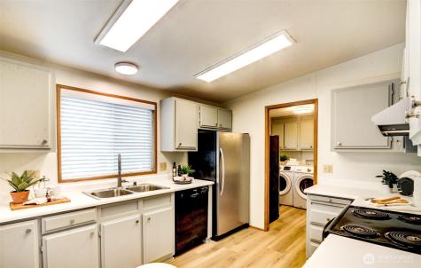 3112 201st Place SW Lynnwood WA 98036