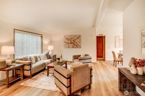 3112 201st Place SW Lynnwood WA 98036