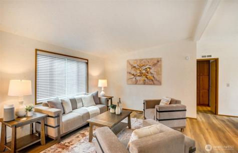 3112 201st Place SW Lynnwood WA 98036