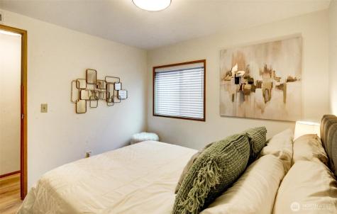 3112 201st Place SW Lynnwood WA 98036