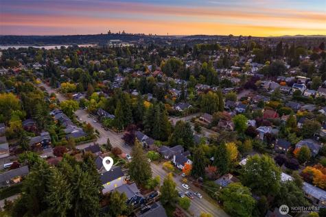 6214 40th Avenue NE Seattle WA 98115