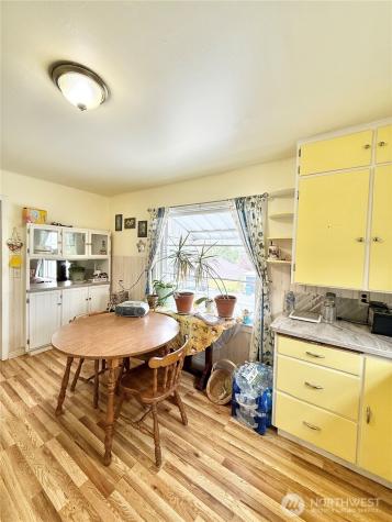 12 Dewberry Avenue W Omak WA 98841