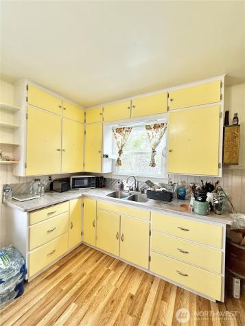 12 Dewberry Avenue W Omak WA 98841