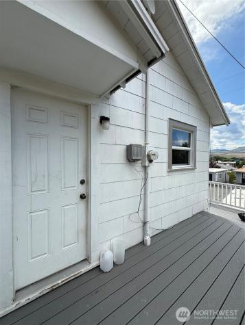 12 Dewberry Avenue W Omak WA 98841