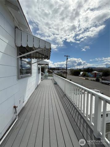 12 Dewberry Avenue W Omak WA 98841