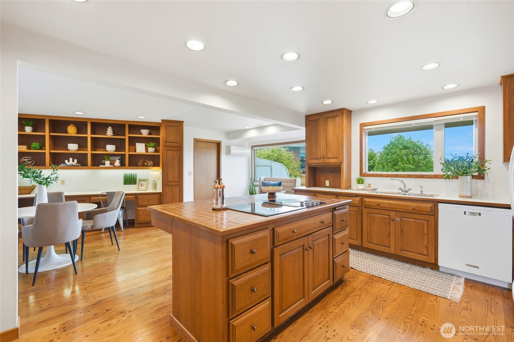 531 View Ridge Drive Everett WA 98203