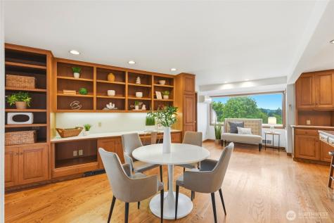 531 View Ridge Drive Everett WA 98203