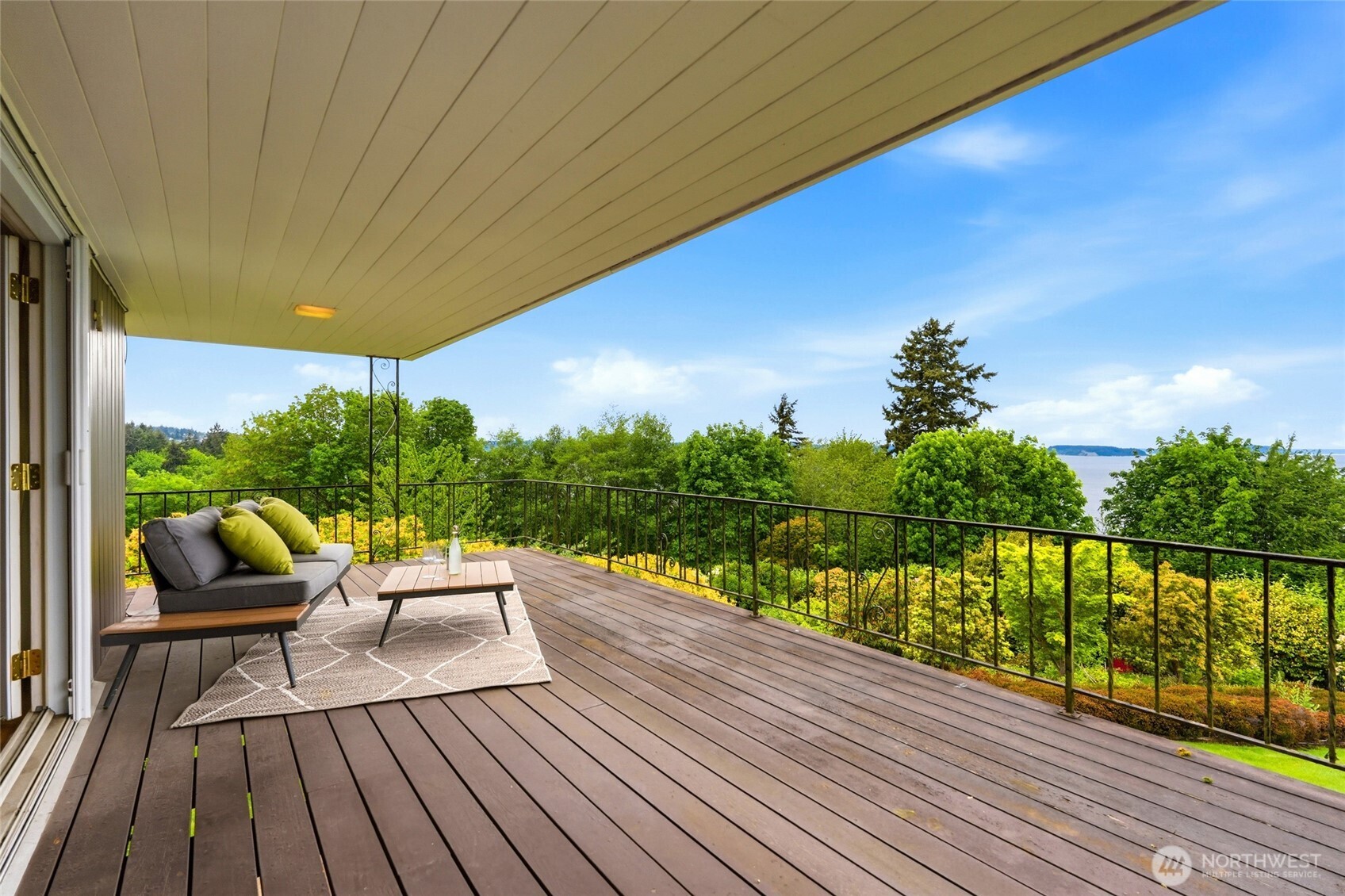 531 View Ridge Drive Everett WA 98203
