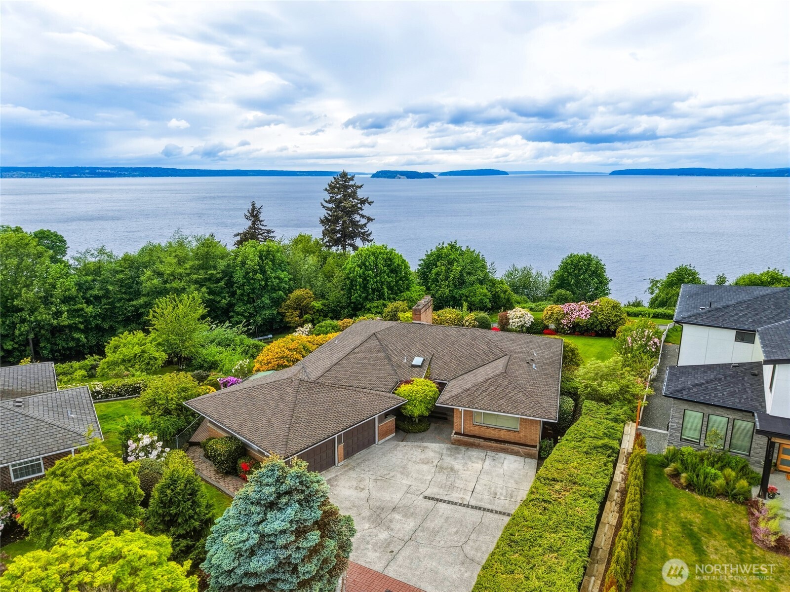 531 View Ridge Drive Everett WA 98203
