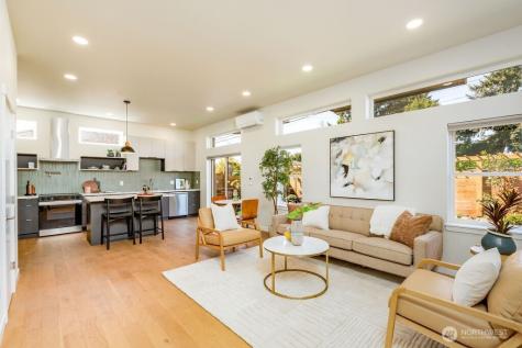 5116 15th Avenue S Seattle WA 98108