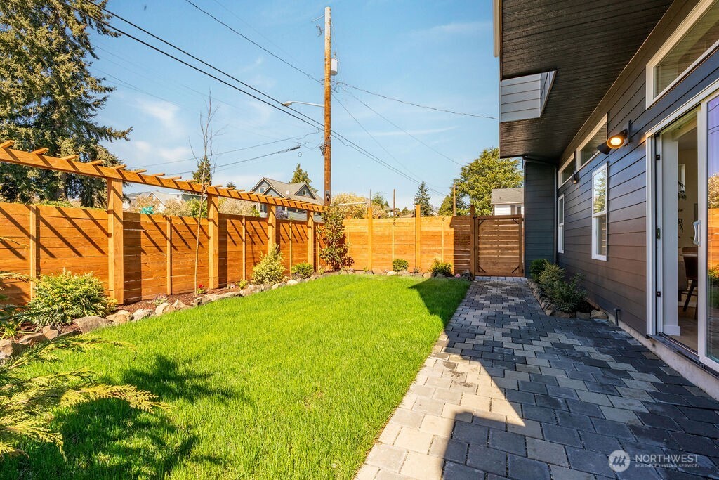 5116 15th Avenue S Seattle WA 98108
