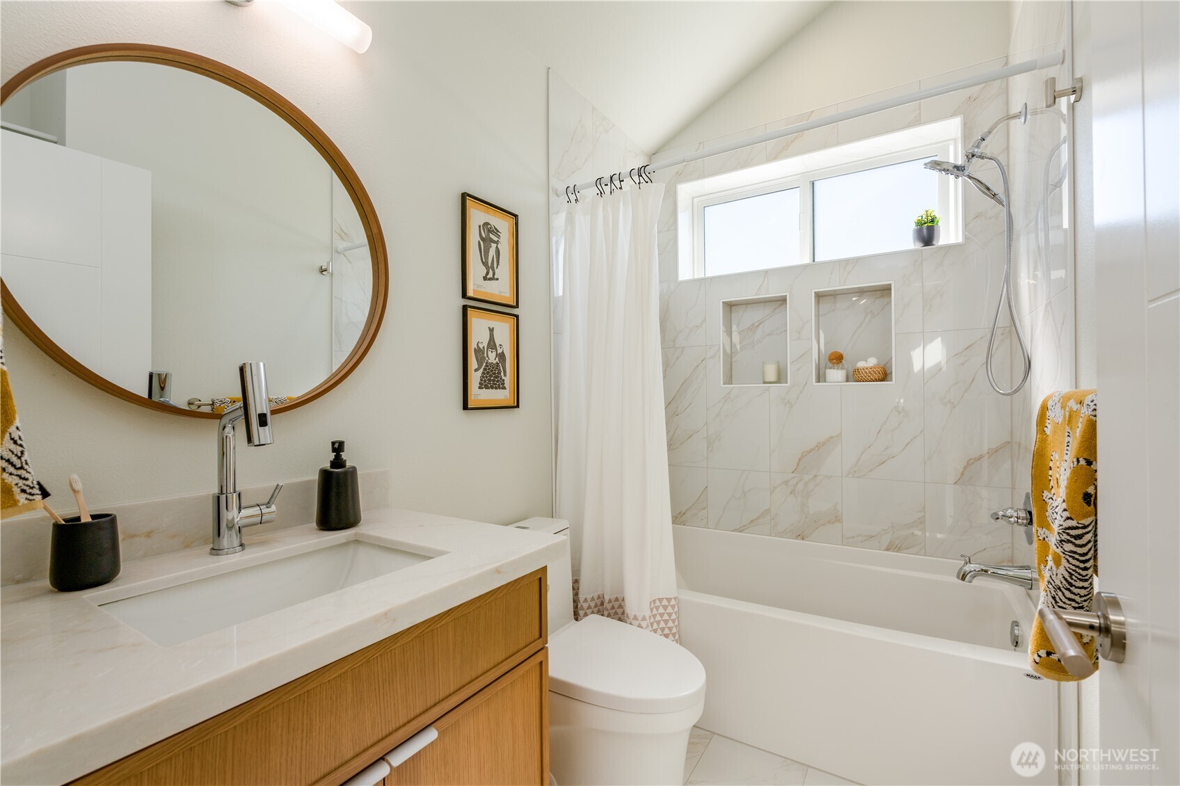 5116 15th Avenue S Seattle WA 98108