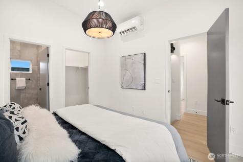4217 S Findlay Street Seattle WA 98118