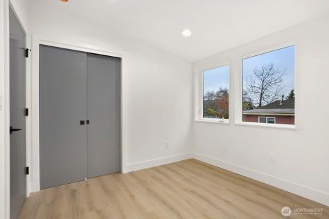 4217 S Findlay Street Seattle WA 98118