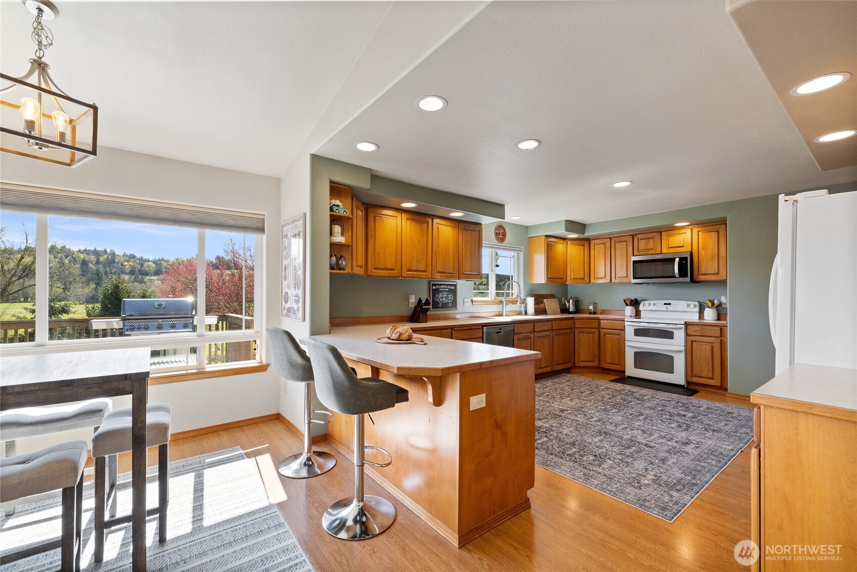 591 W Shelton Valley Road Shelton WA 98584