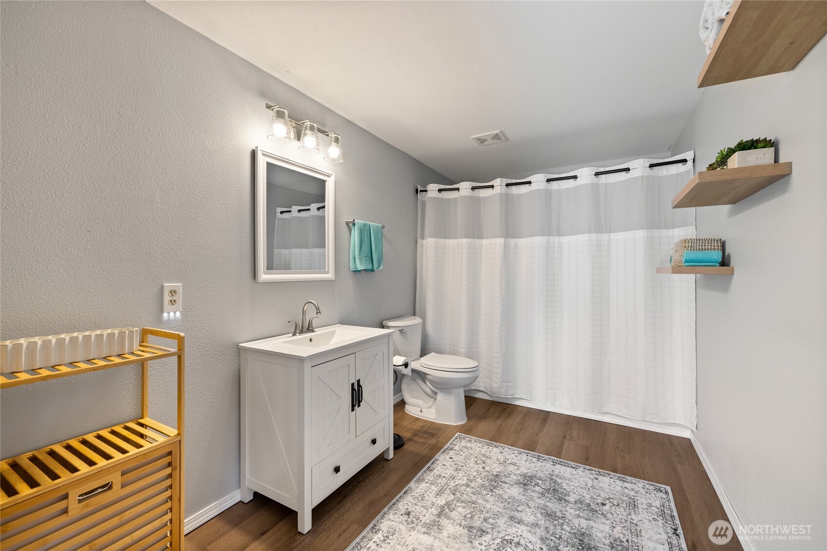 591 W Shelton Valley Road Shelton WA 98584