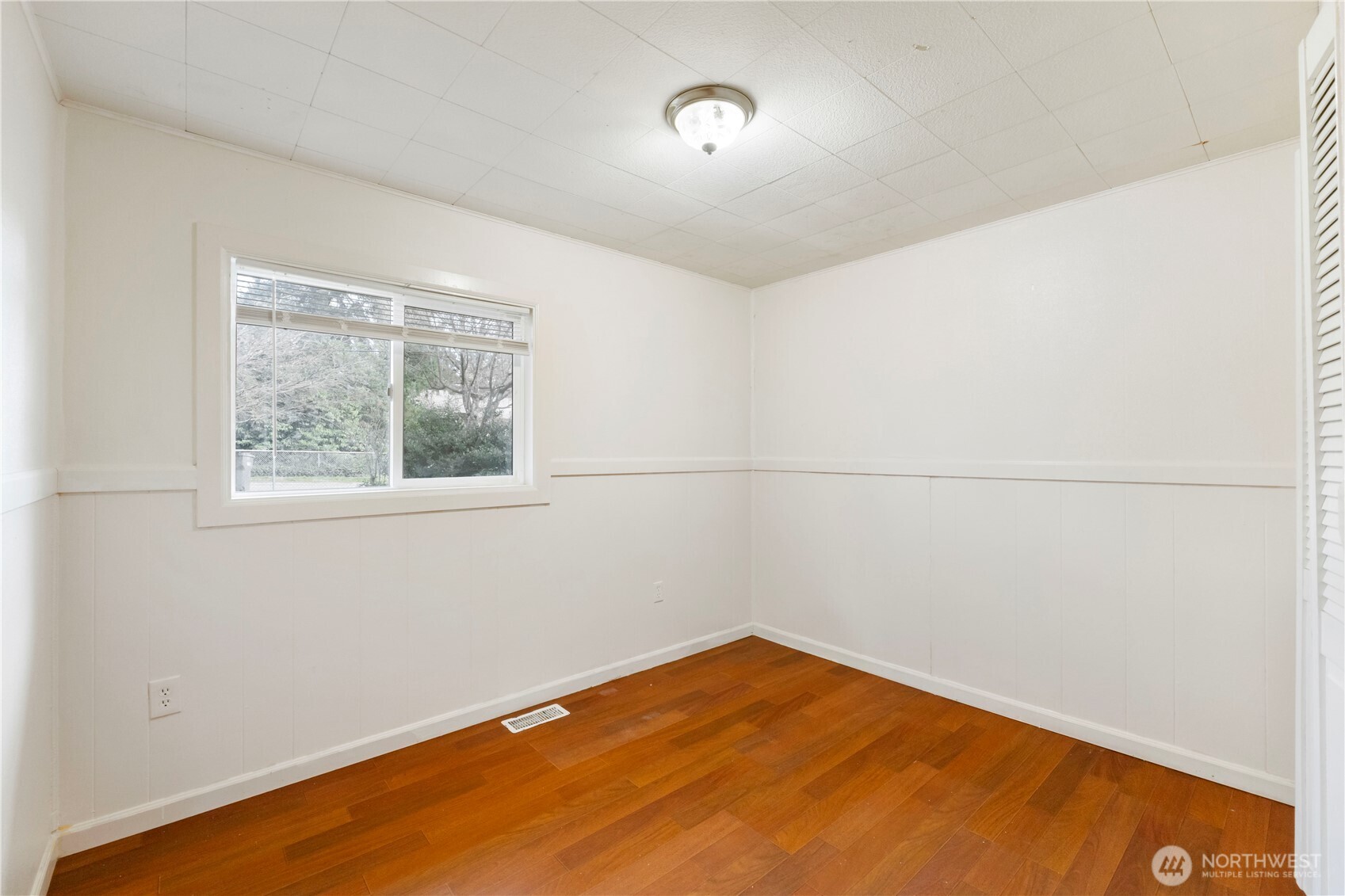 2877 Clare Avenue Bremerton WA 98310