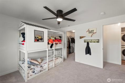 5946 SE Lake Valley Road Port Orchard WA 98367