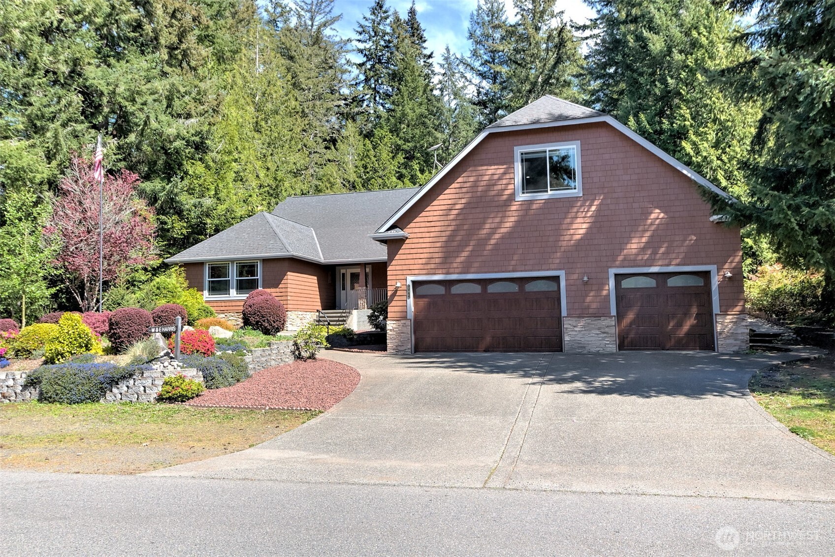 1171 E Old Ranch Road Allyn WA 98524