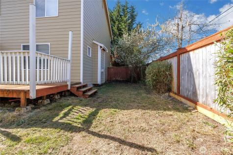 13605 116th Avenue Ct E Puyallup WA 98374
