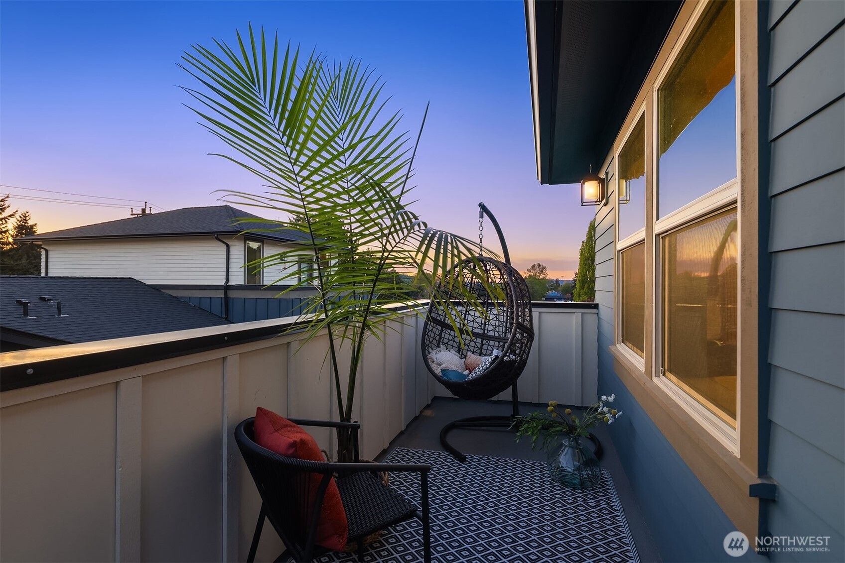 5037 25th Avenue SW Seattle WA 98106