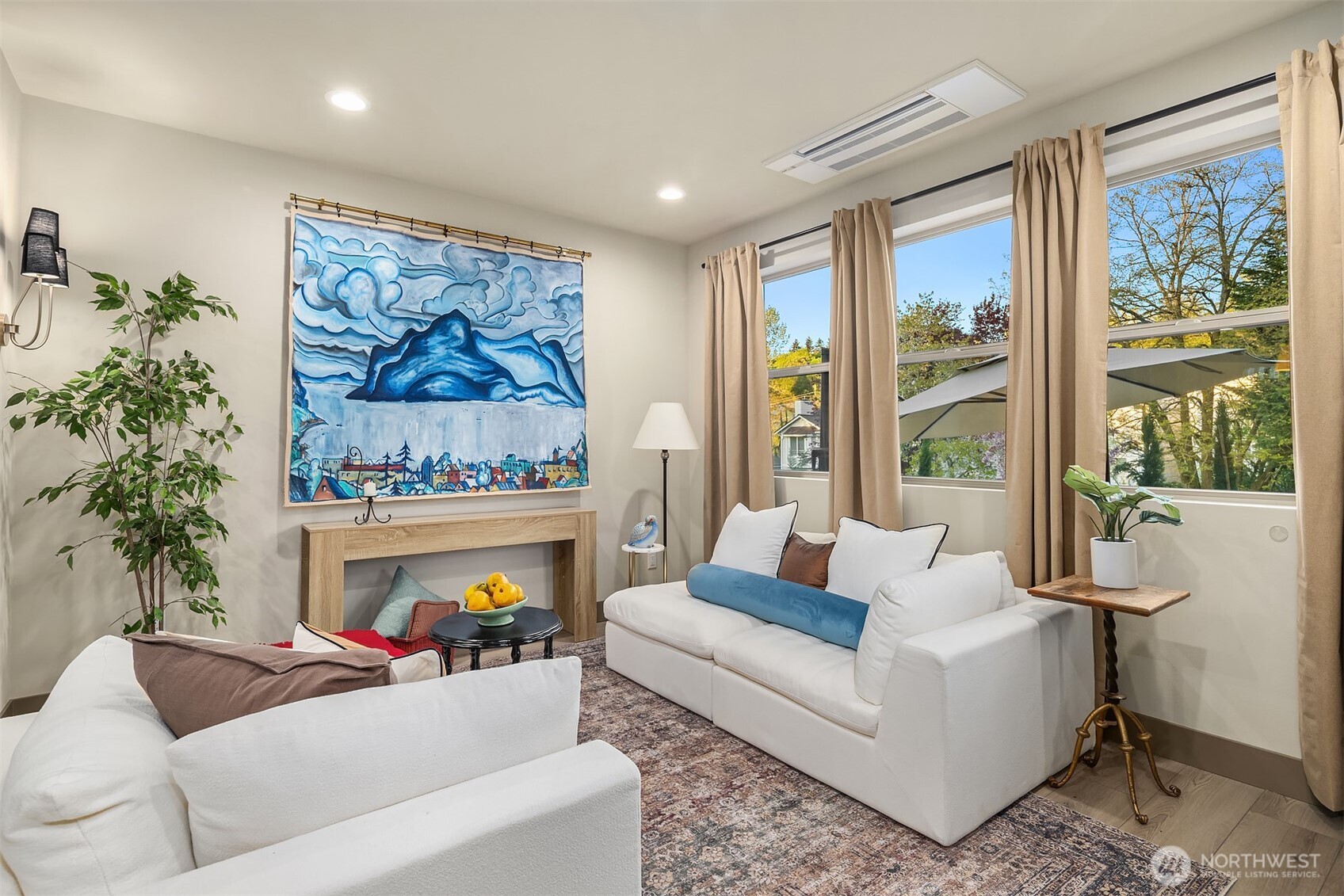 5037 25th Avenue SW Seattle WA 98106