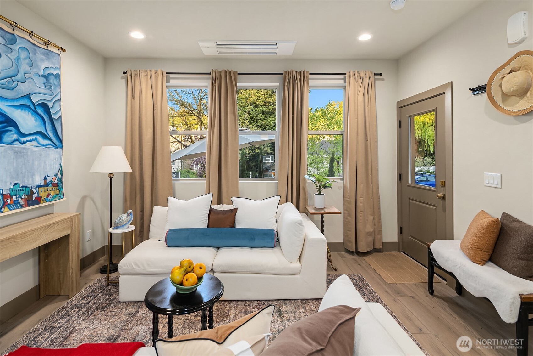5037 25th Avenue SW Seattle WA 98106