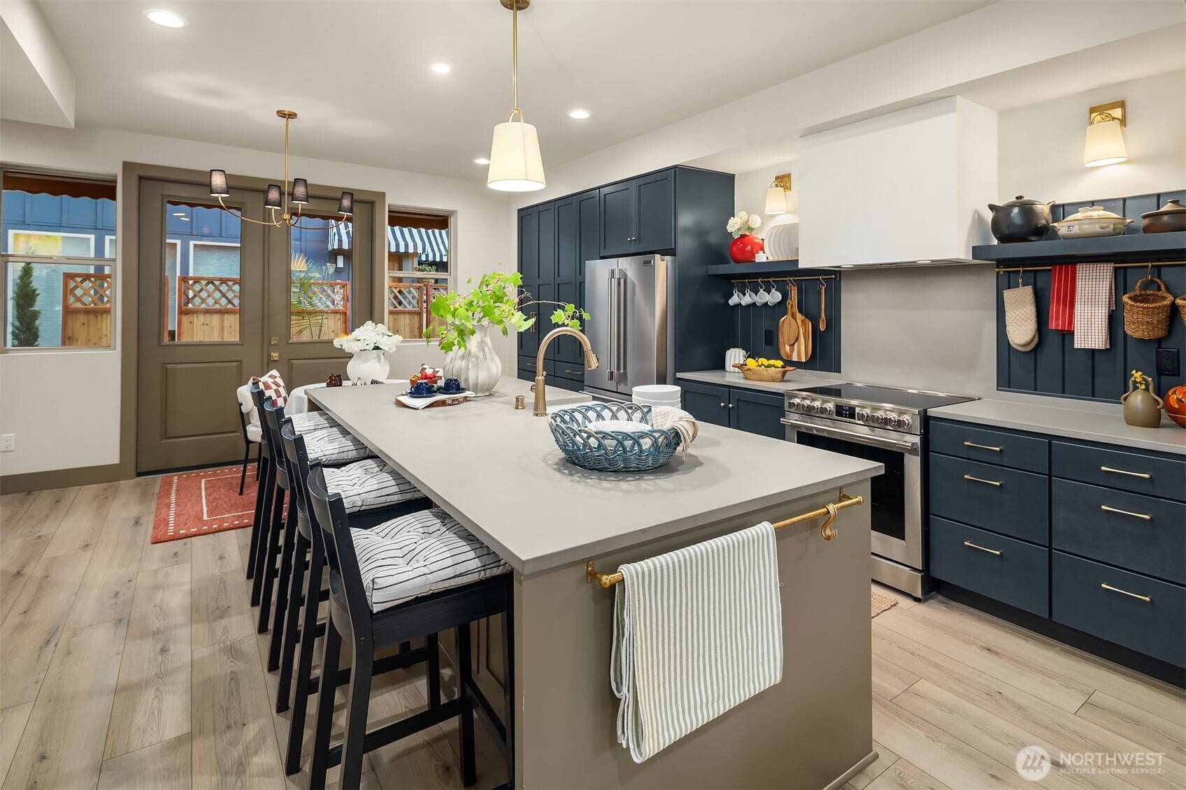 5037 25th Avenue SW Seattle WA 98106
