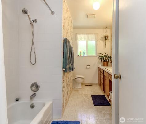 10526 Wauna Street SW Lakewood WA 98498