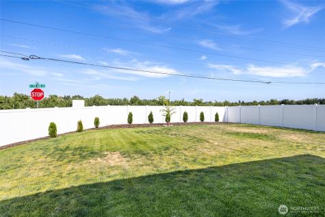 601 N Oak Street Tieton WA 98947