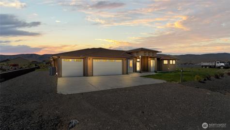 207 Clayton Place Mattawa WA 99349