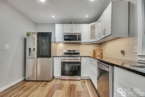 4636 S Othello Seattle WA 98118