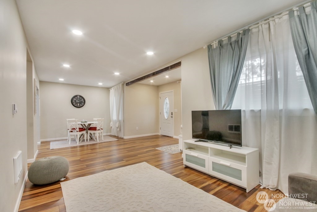 4636 S Othello Seattle WA 98118
