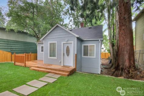 4636 S Othello Seattle WA 98118
