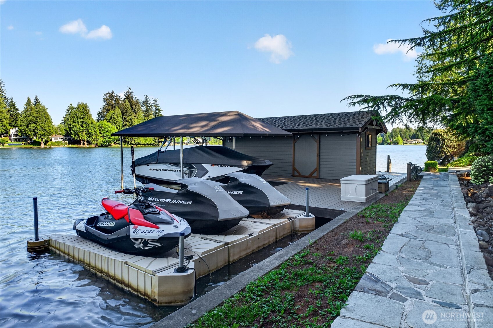 21421 Snag Island Drive E Lake Tapps WA 98391