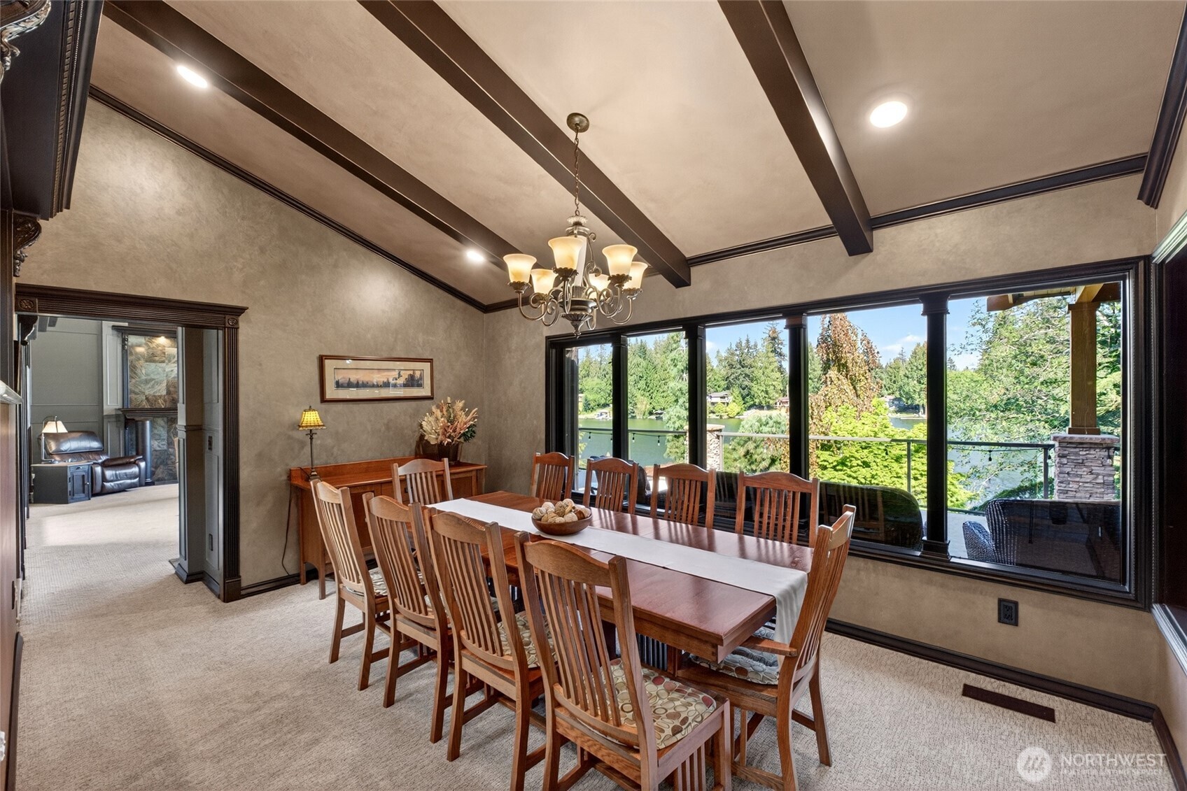 21421 Snag Island Drive E Lake Tapps WA 98391