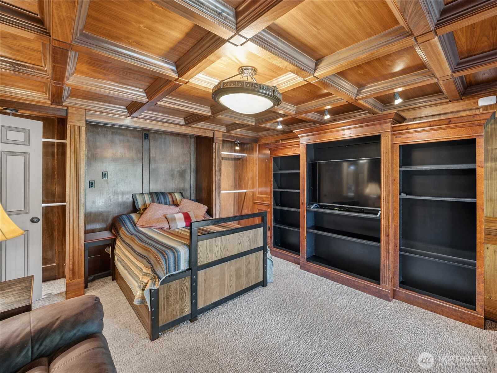 21421 Snag Island Drive E Lake Tapps WA 98391