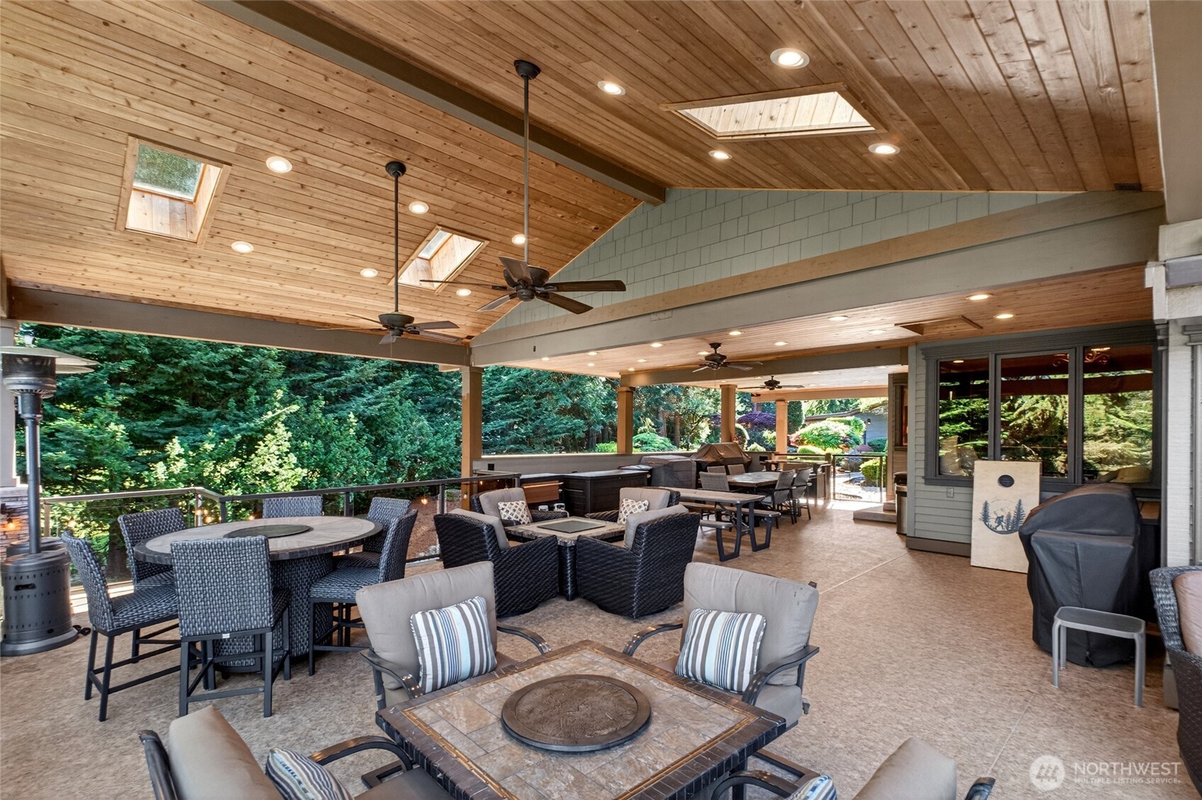 21421 Snag Island Drive E Lake Tapps WA 98391