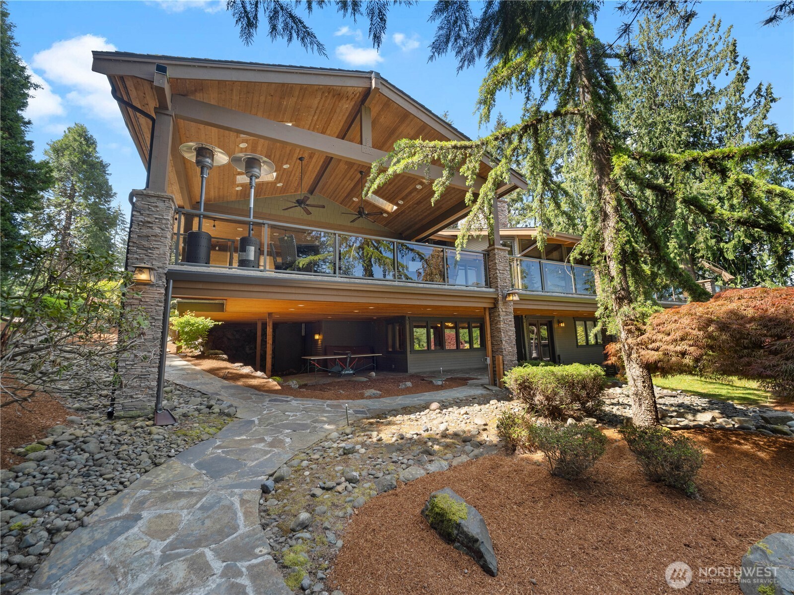21421 Snag Island Drive E Lake Tapps WA 98391