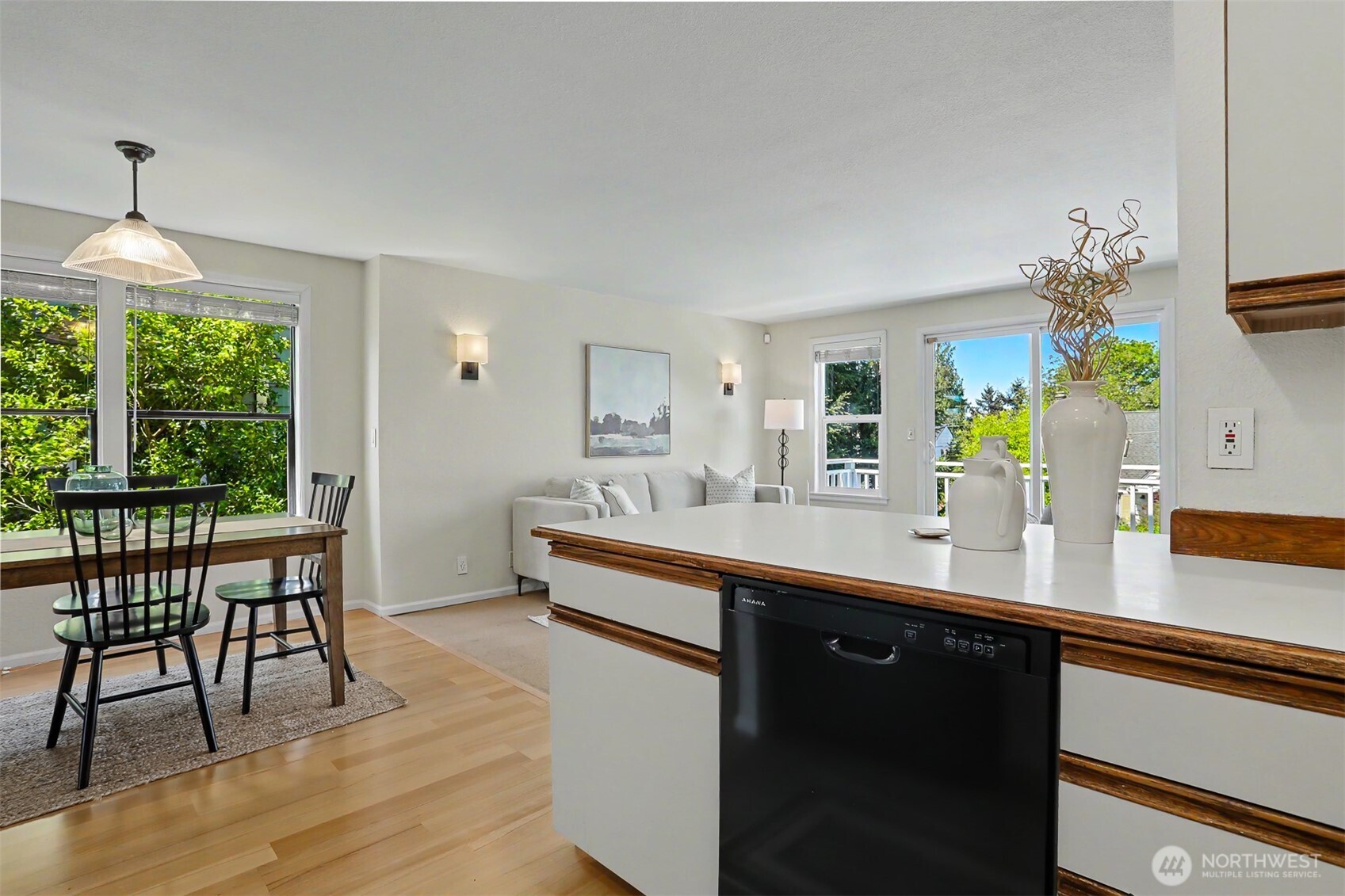 2631 NW 86th Street Seattle WA 98117