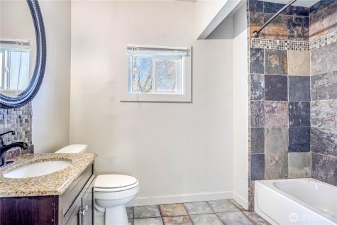 321 Malaga Avenue Wenatchee WA 98801