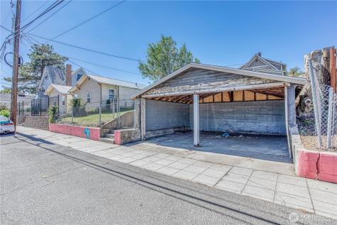 321 Malaga Avenue Wenatchee WA 98801