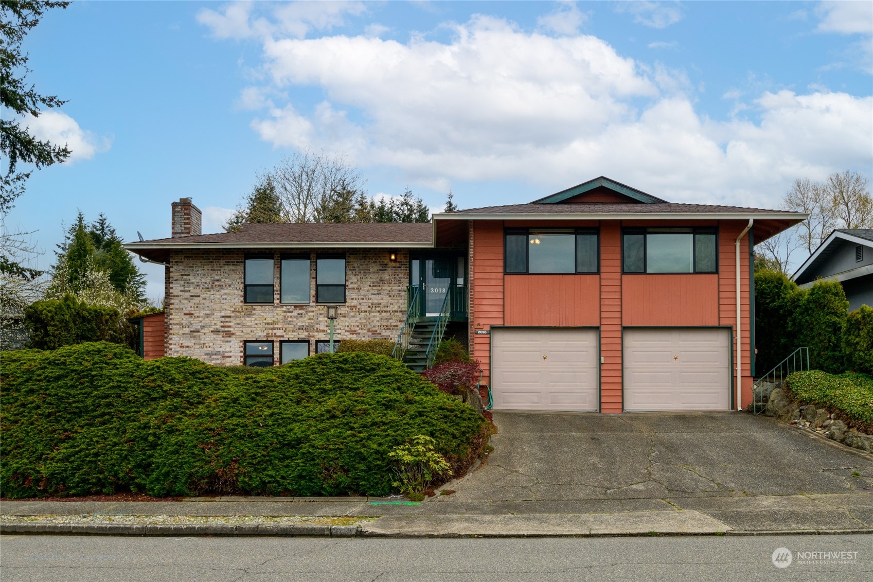 2018 Rolling Hills Avenue Se Renton WA 98055